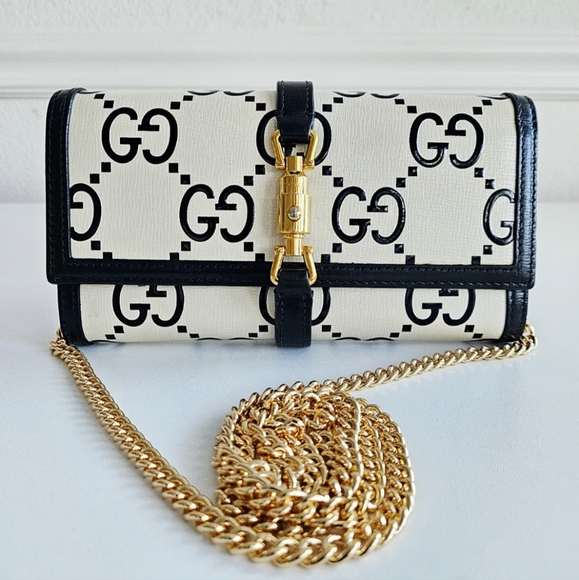 Gucci Black & Cream Giant GG Jackie Wallet-on-chain - Picture 1 of 11